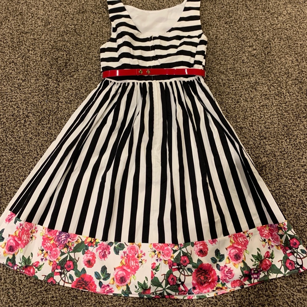 New ModCloth miss mix it belted dress! - Picture 6 of 7